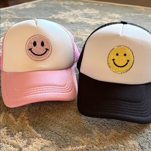 ⭐️ LIKE NEW ⭐️ set of 2 Smiley Face Trucker Hats in Pink and Black, SnapBack